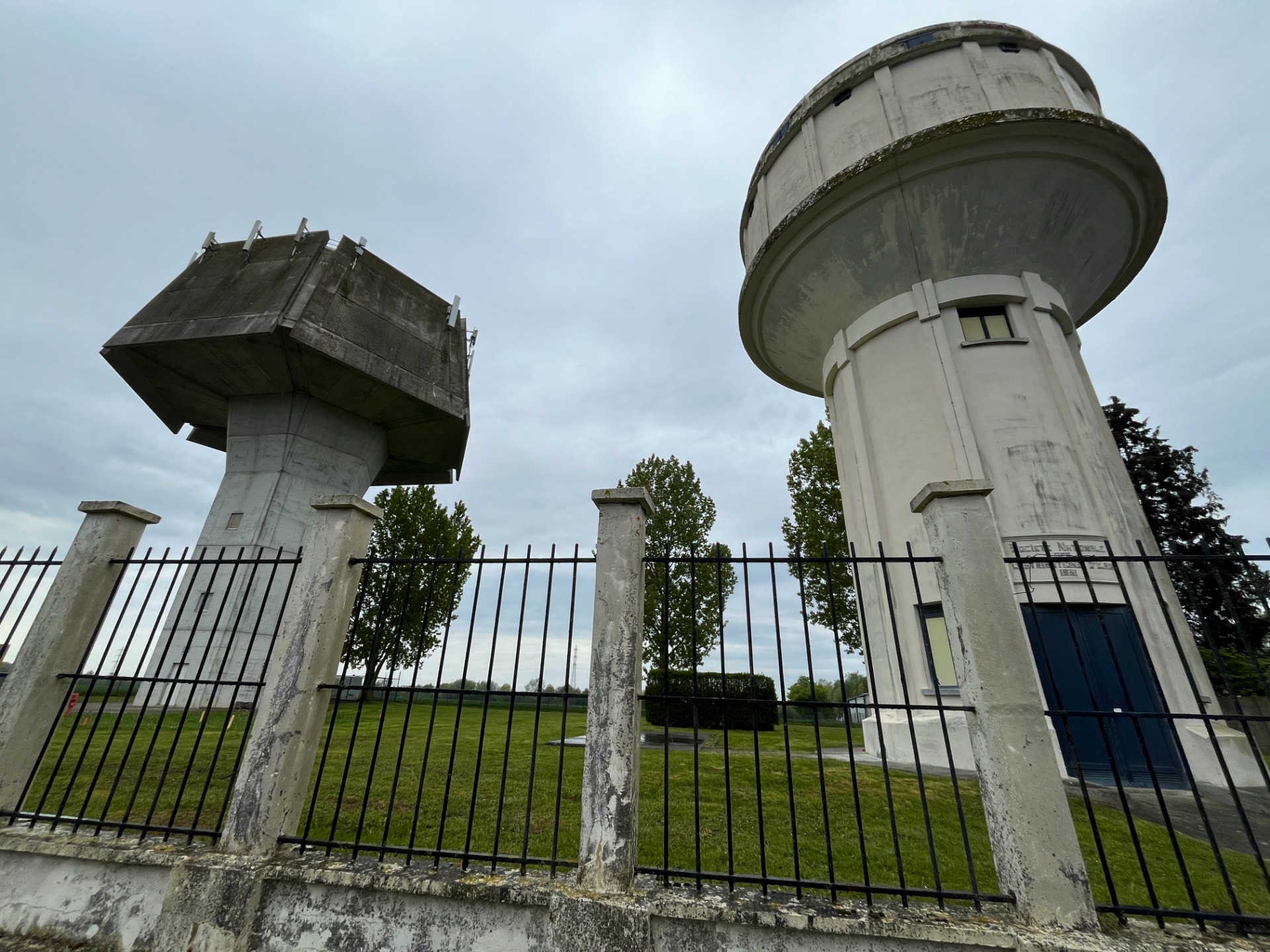 Watertorens in Petit-Enghien