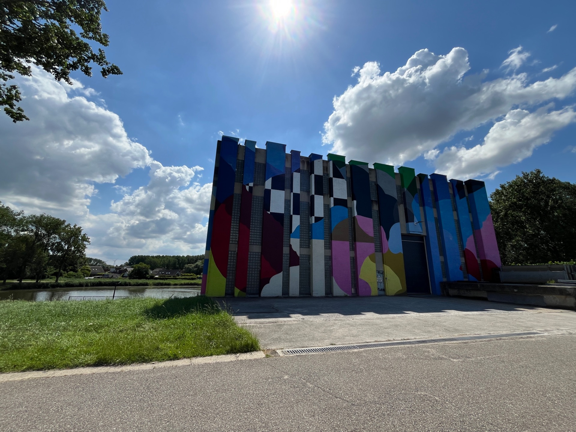 Kunstwerk "Rise Up" van kunstenaar Lindert Steegen